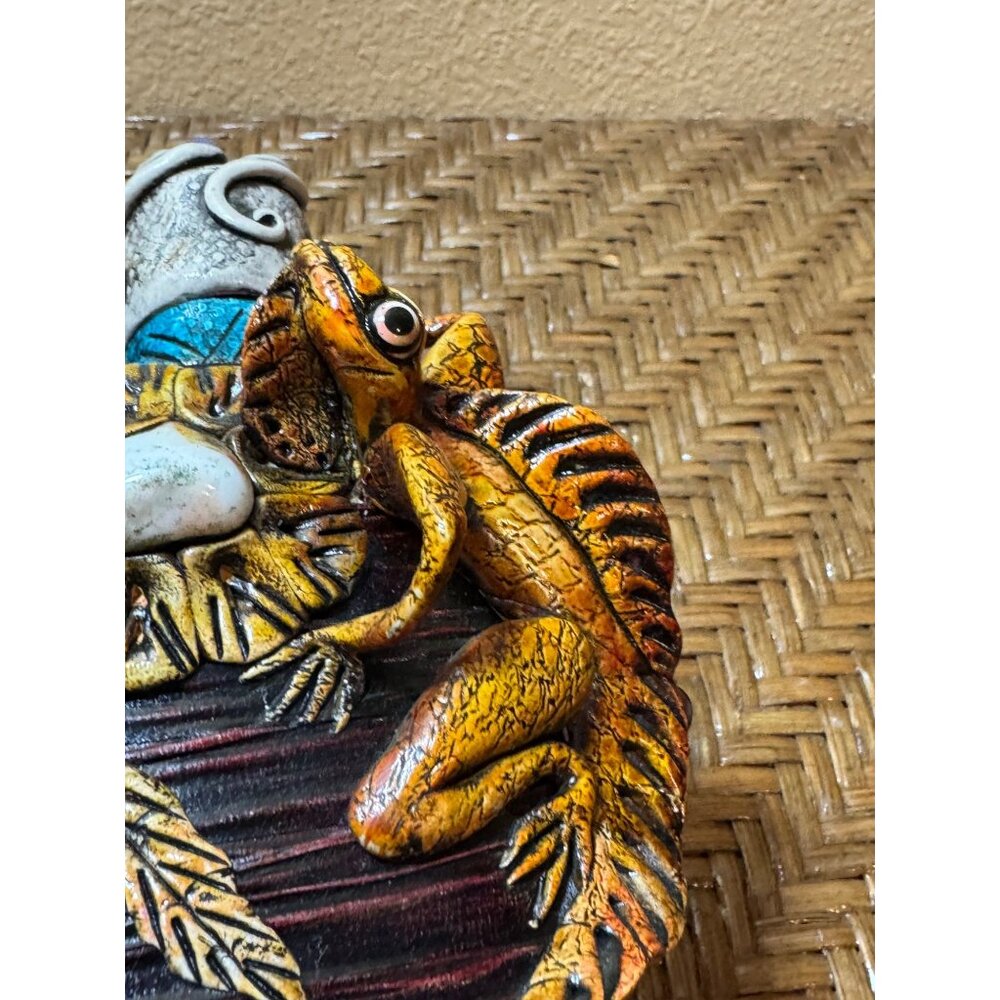 Flask Handcrafted Costa Rican Decorative Bottle Flask With Iguana Design - Picture 5 of 6